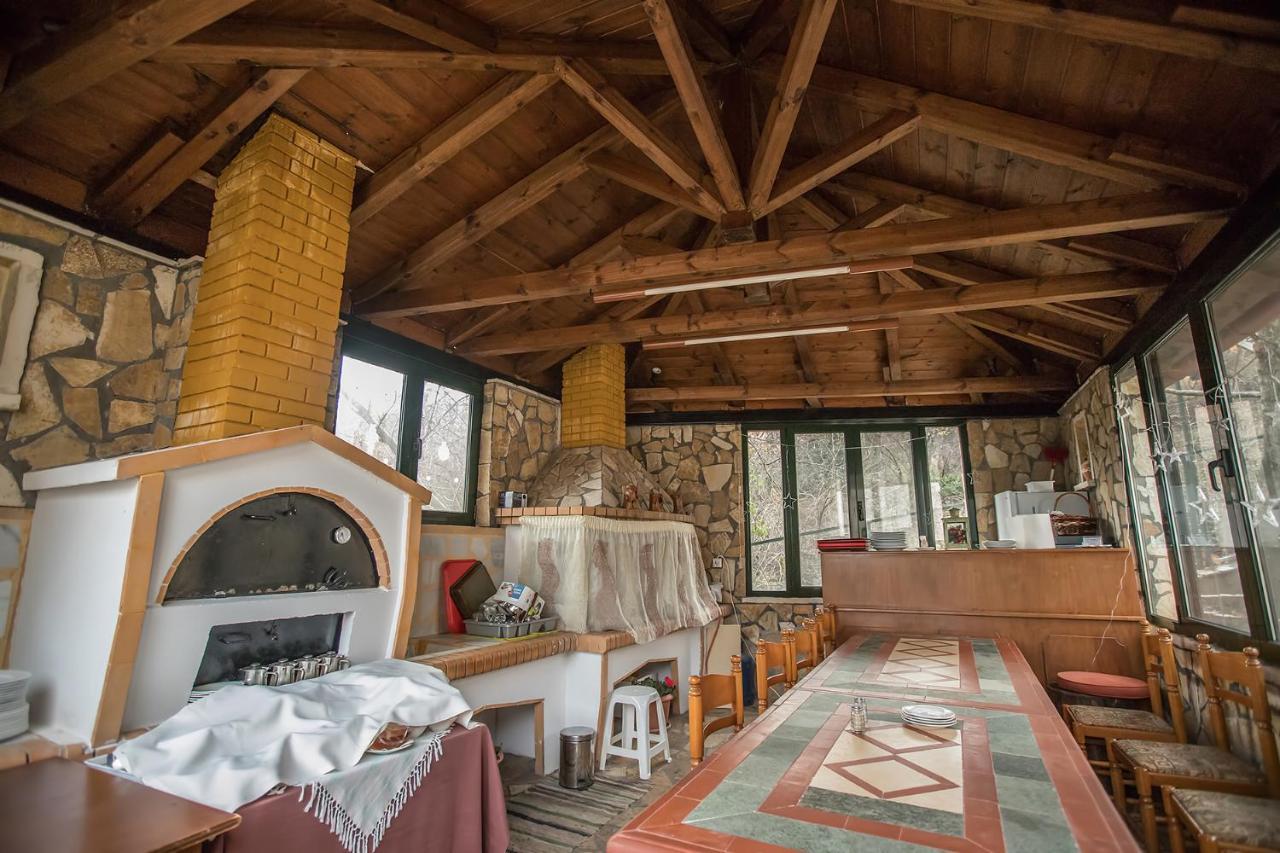 Nefeles Bed & Breakfast Neochorion Bagian luar foto